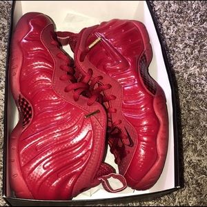 Nike gym red foamposite one